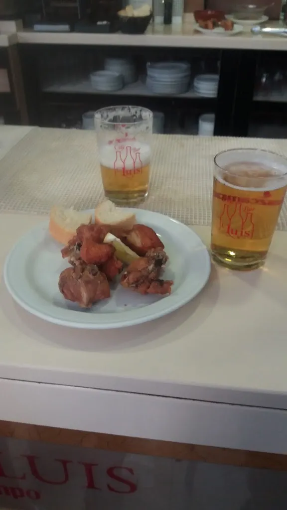 Menu_Cafe Bar Luis_Peal de Becerro_image_9