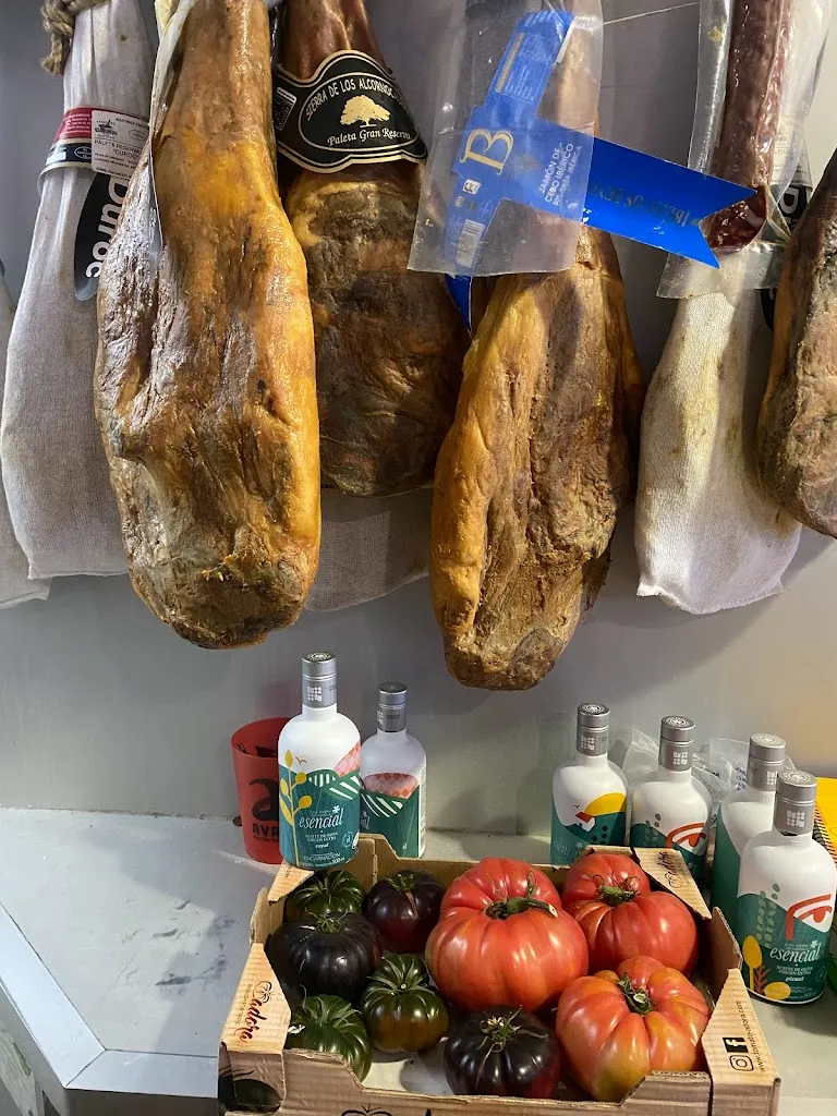 Hotel restaurante Juanito_Peal de Becerro_slider_image_3