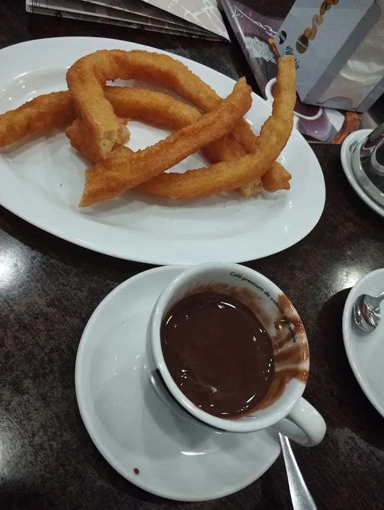 Miriam Pardos Laguna_Churrería Cafetería La Alfalfa_Sabiote_review