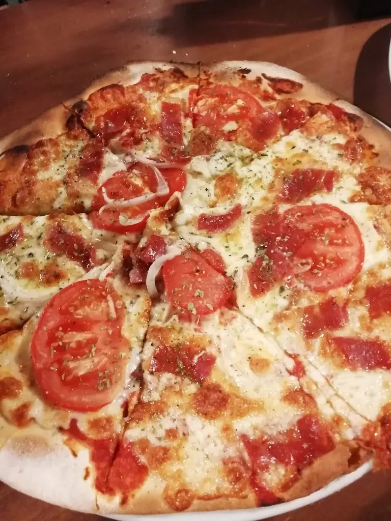 Xavier García Alguacil_La Fonda Del Perchel_Santiago-Pontones_recensione