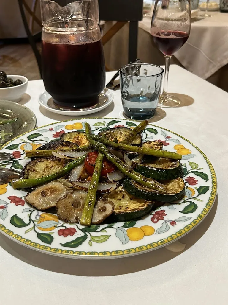 Jingyue Zhu_Chiquito Riz_Quesada_review