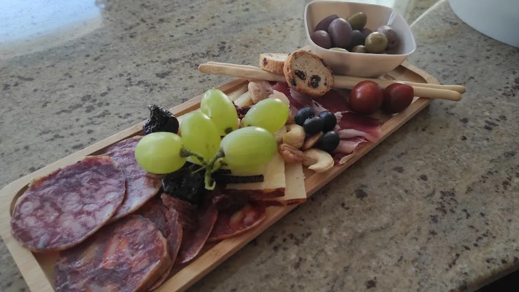 Menu_Bar & Kitchen El Olivo_Quesada_image_9