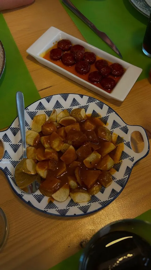 Robbie Stewart_Bar & Kitchen El Olivo_Quesada_review