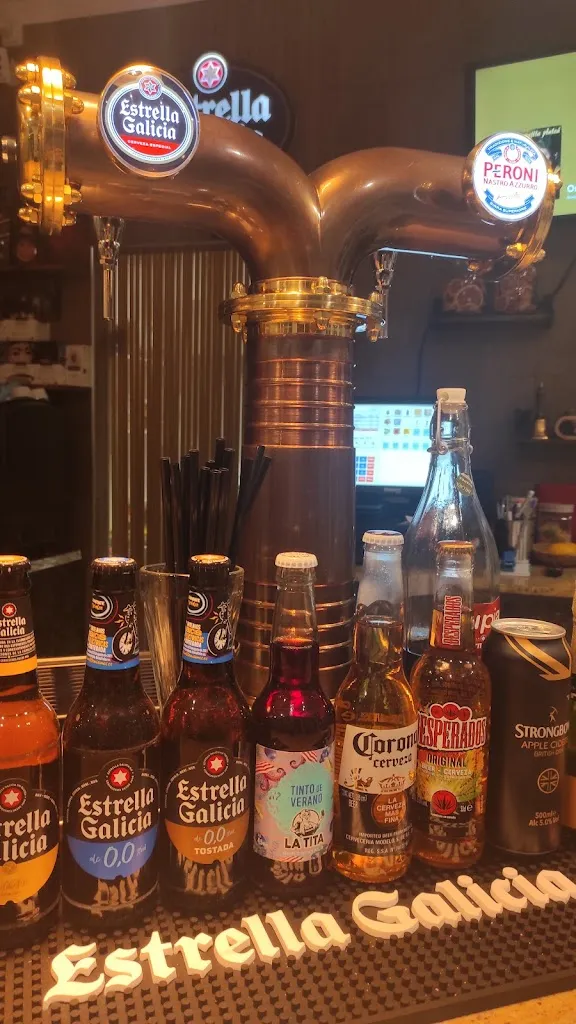 Bar & Kitchen El Olivo_Quesada_slider_image_3