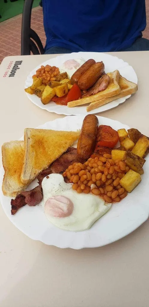 Menu_PJ's Bar and Eatery_Quesada_image_5