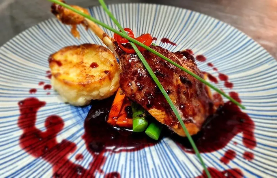 Da Silva's Restaurant Quesada_Quesada_slider_image_3