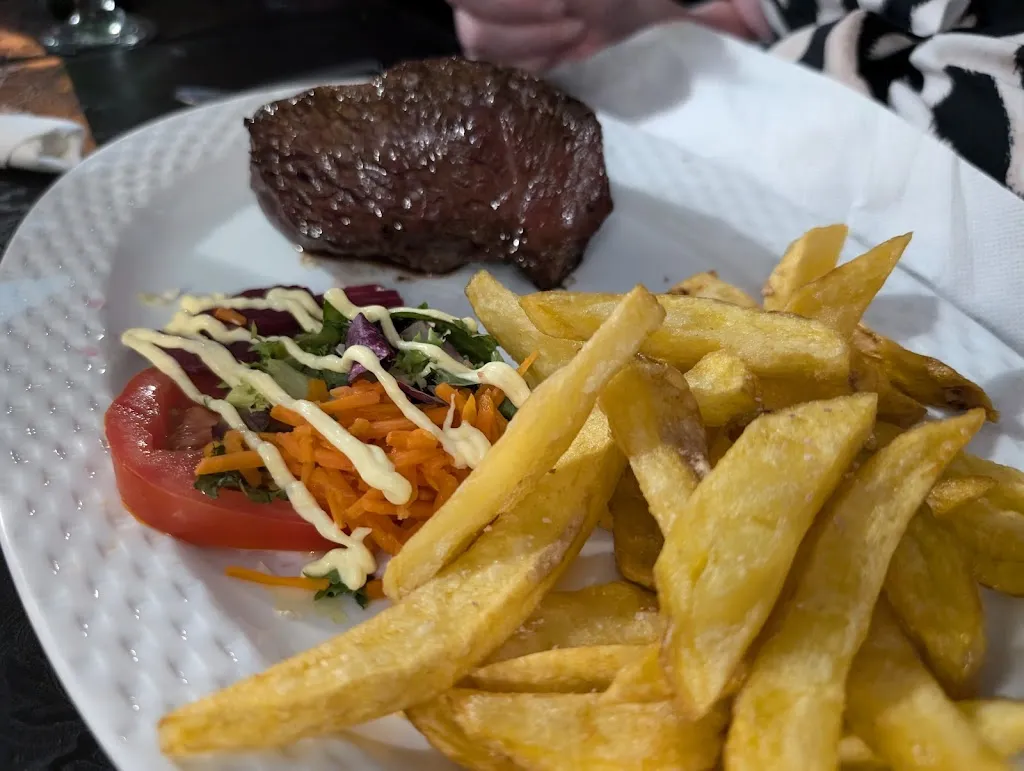 Chris Nichols_Patagonia Grill House_Quesada_review