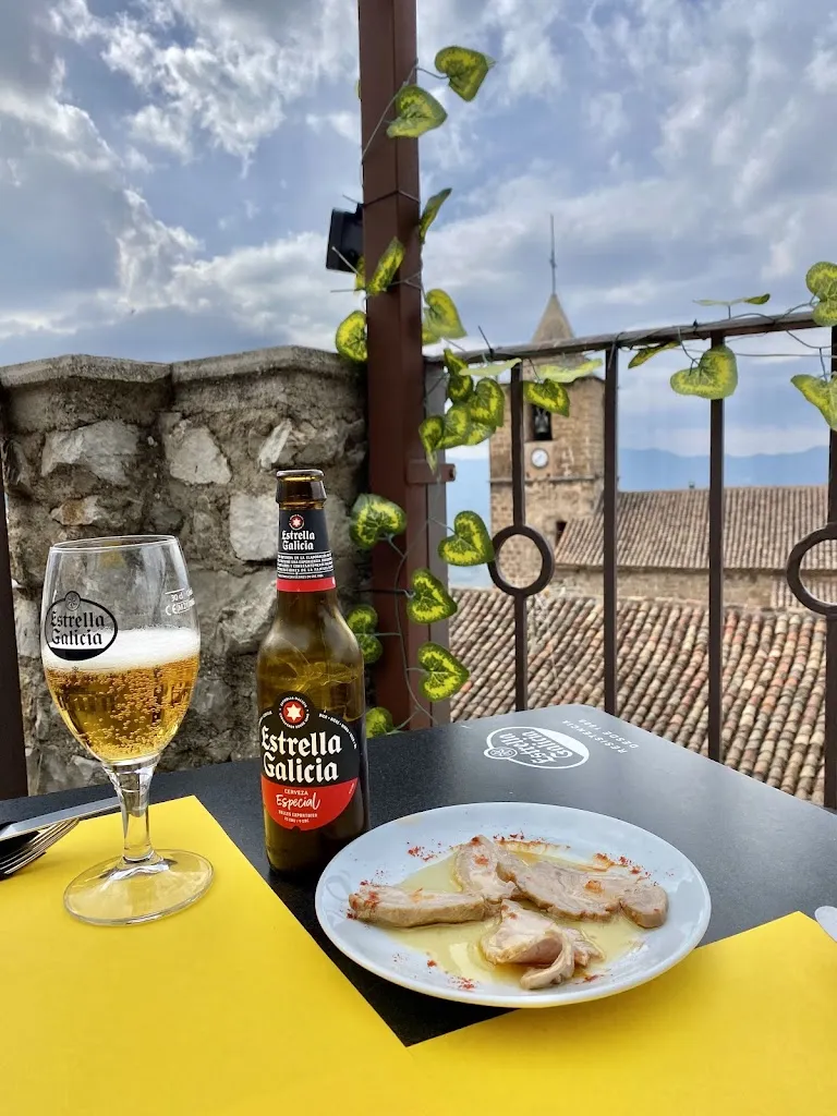 Bing Hu_Restaurante La Mesa Segureña_Segura de la Sierra_review