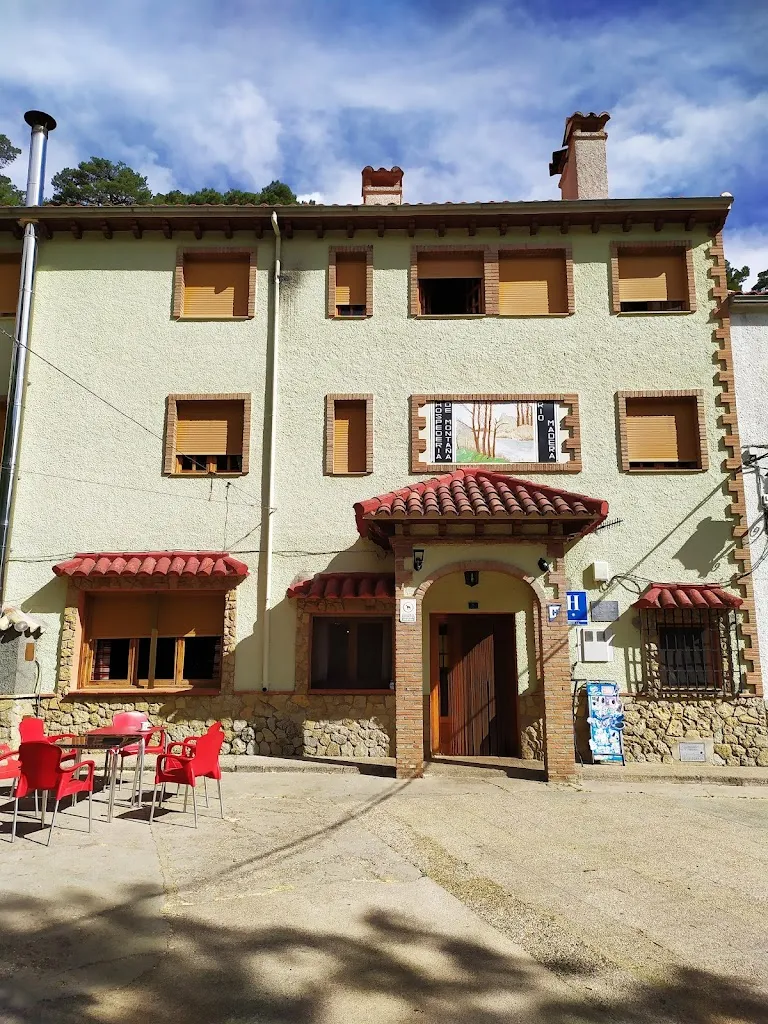 Hotel Río Madera restaurant in Segura de la Sierra