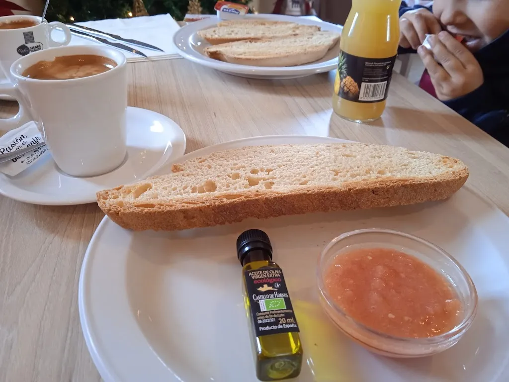 Menu_Cafetería Saqura_Segura de la Sierra_immagine_2