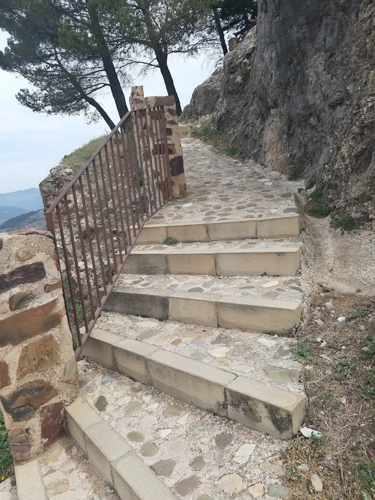 KARLOS MARTINEZ GONZALEZ_Cafetería Saqura_Segura de la Sierra_recensione