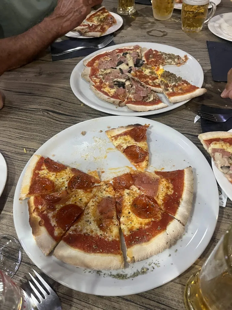 Pizzeria MIGUEL_Pozo Alcón_slider_image_2