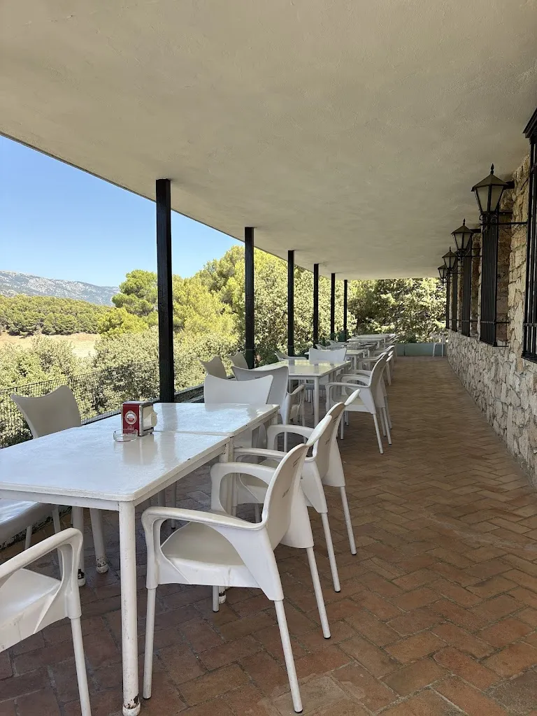 Bar Restaurante La Bolera_Pozo Alcón_slider_image_3