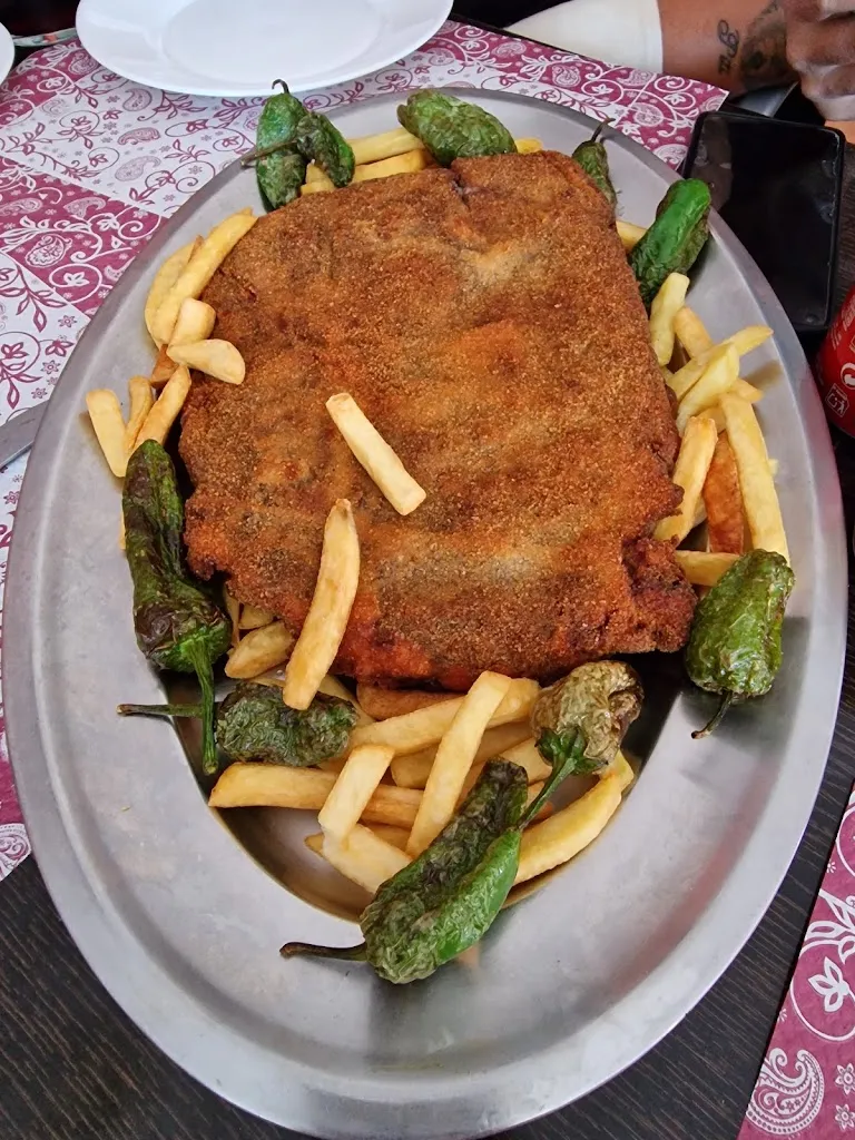 Manuel Merino_El Velero Bar-Restaurante_Pozo Alcón_review