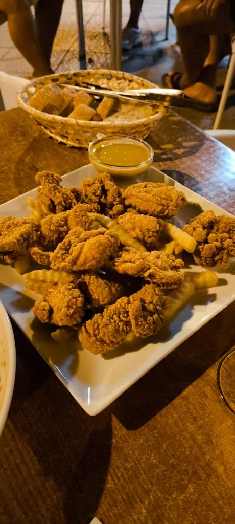 Rafael Bustos Moreno _Bar Ignacio_Pozo Alcón_review