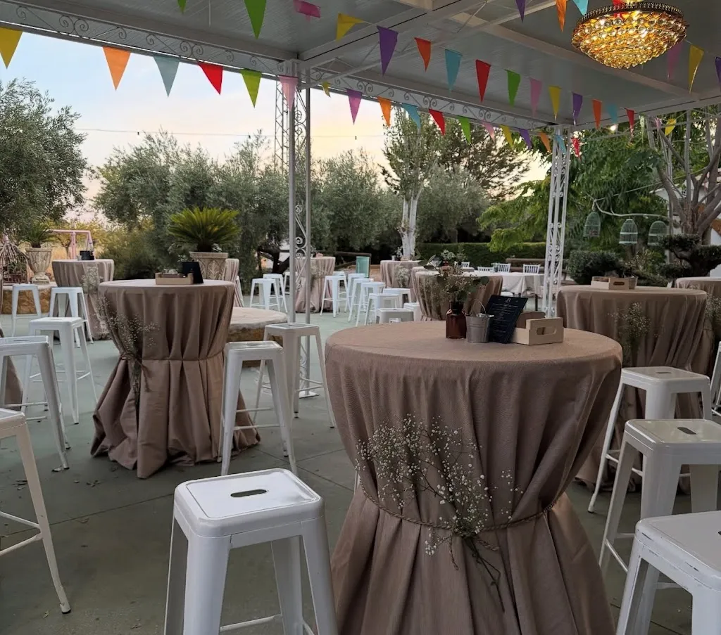 JMF PRODUCCIONES_Alojamientos rurales, Hacienda Sierra del Pozo.N1 en Grandes Grupos, familias y empresas ._Pozo Alcón_recensione