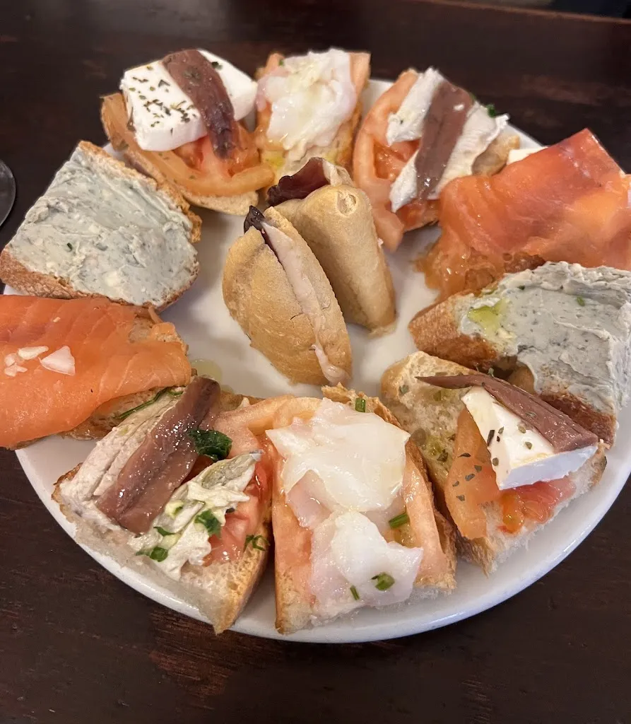 La Dolores_Dolores_slider_image_3