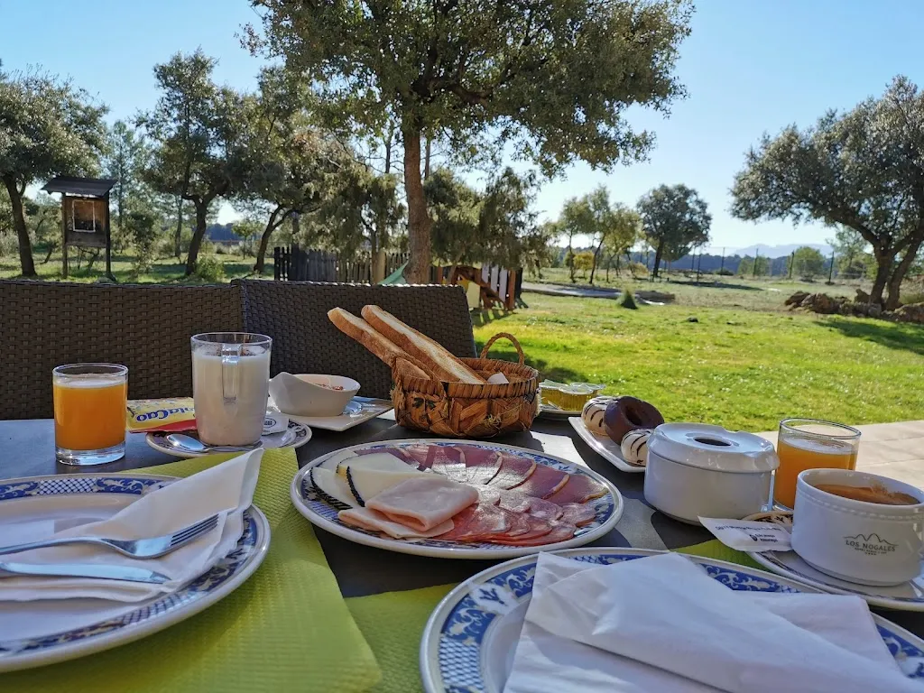 Restaurante Los Nogales_Pozo Alcón_slider_image_3