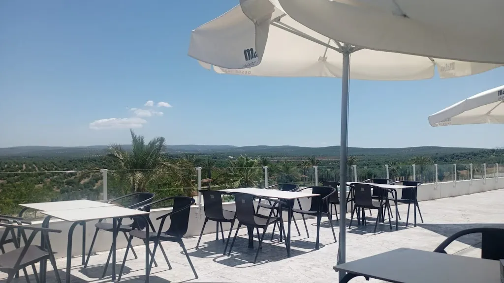 Taberna Restaurante Mirador de Cástulo_Torreblascopedro_slider_image_1