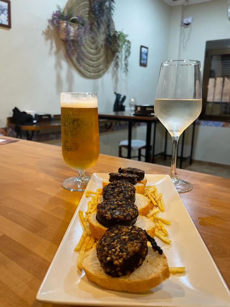 Bar La Barbacana_Santisteban del Puerto_slider_image_2