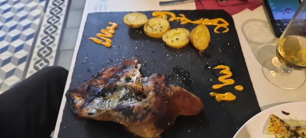 Los Sevillanos Gastrobar_Santisteban del Puerto_slider_image_2