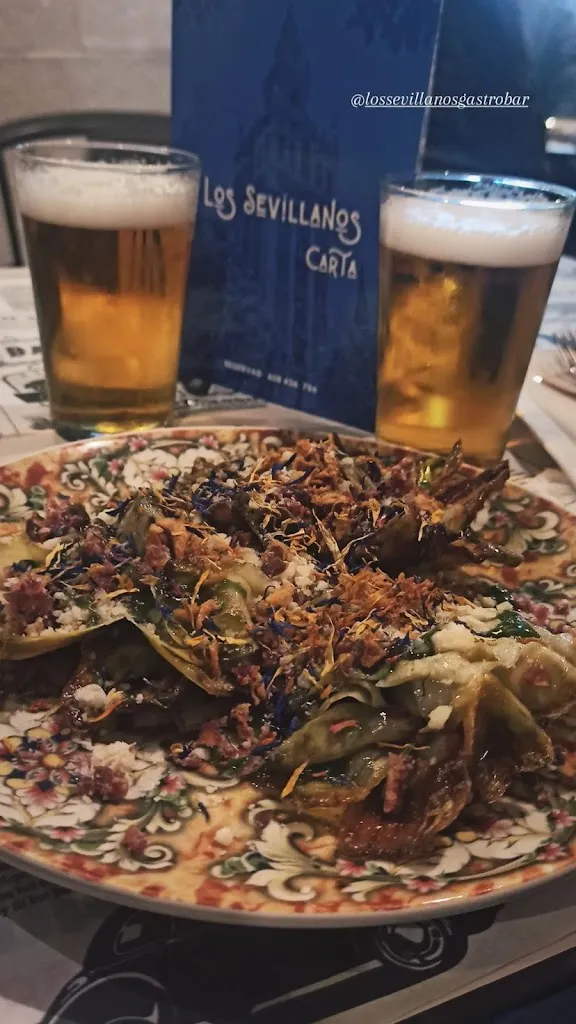 Los Sevillanos Gastrobar_Santisteban del Puerto_slider_image_3