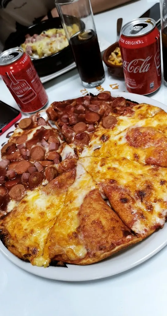 Cafetería & Burguer La Parada_Santisteban del Puerto_slider_image_2