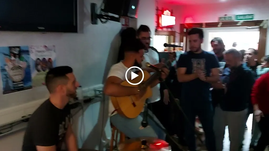 Pub Gin-Tonic_Santisteban del Puerto_slider_image_2