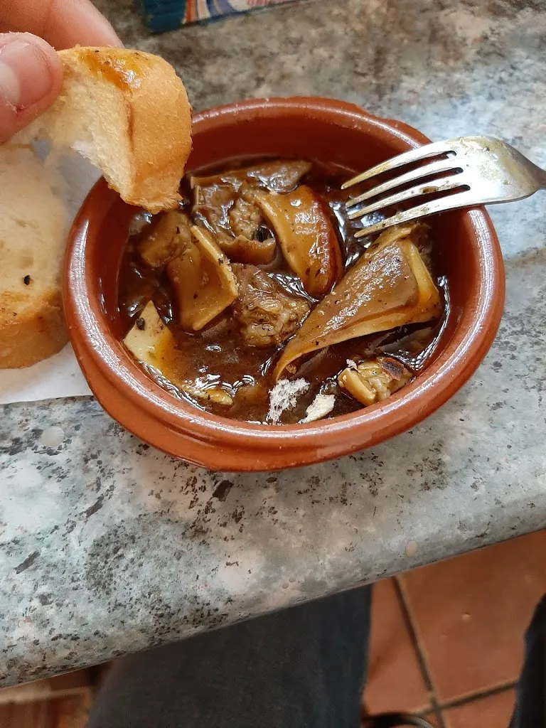 Bar de juanra restaurant in Santisteban del Puerto