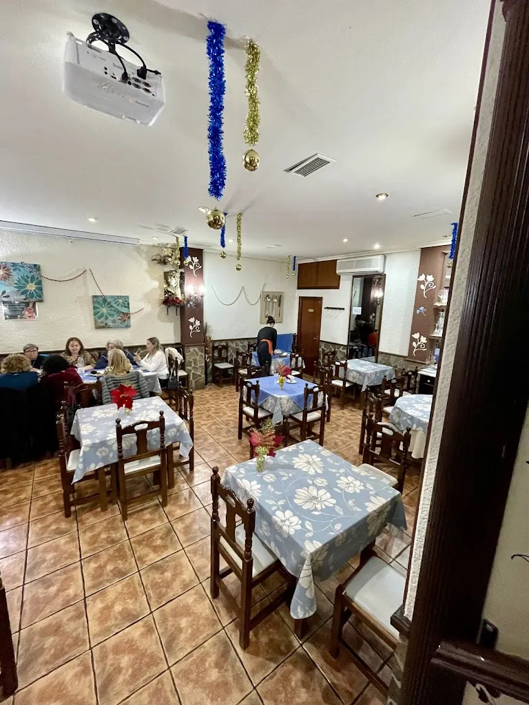 Restaurante Lola_Torre del Campo_slider_image_3