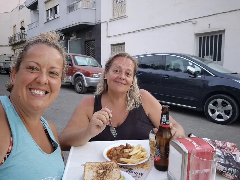 MARÍA DEL MAR DE DIOS_Rincón Sabalete_Torre del Campo_review