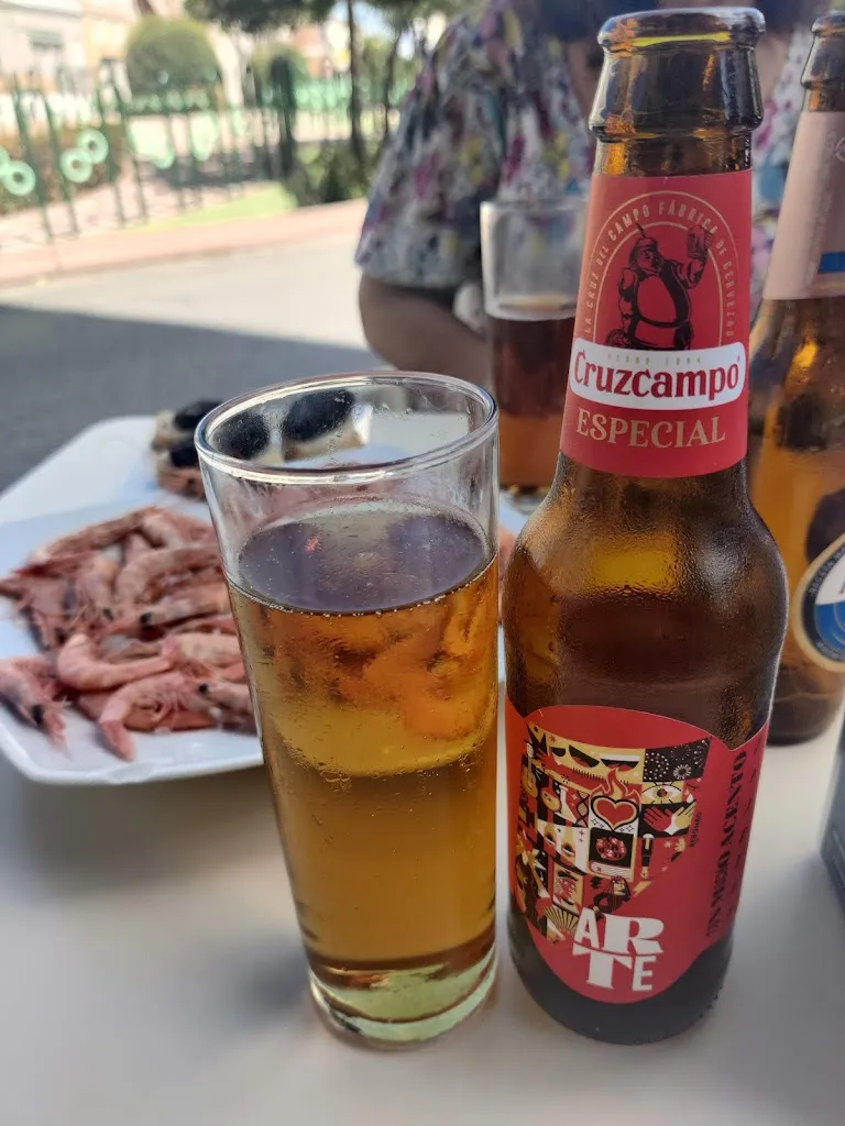 Beatriz Garrido_Cafe Bar Tuareg_Torre del Campo_review