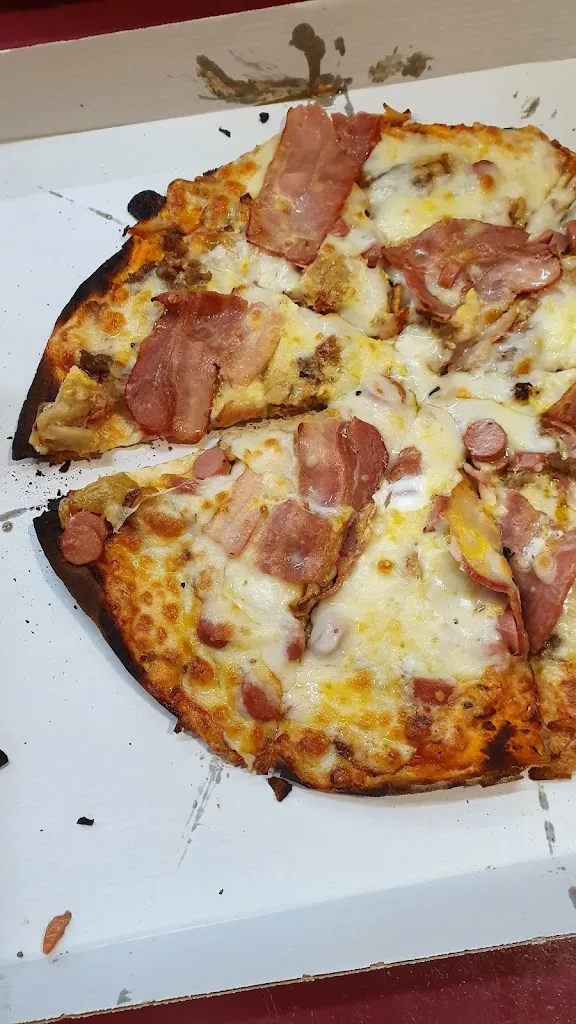 Tim S._PIZZERIA CENTURIÓN TORREDELCAMPO_Torre del Campo_recensione