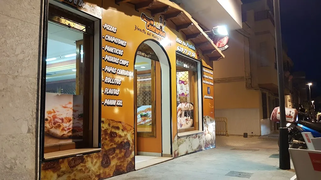 PIZZERIA CENTURIÓN TORREDELCAMPO restaurant in Torre del Campo