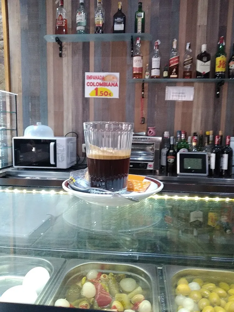 JotaPe_El Deseo_Dolores_review