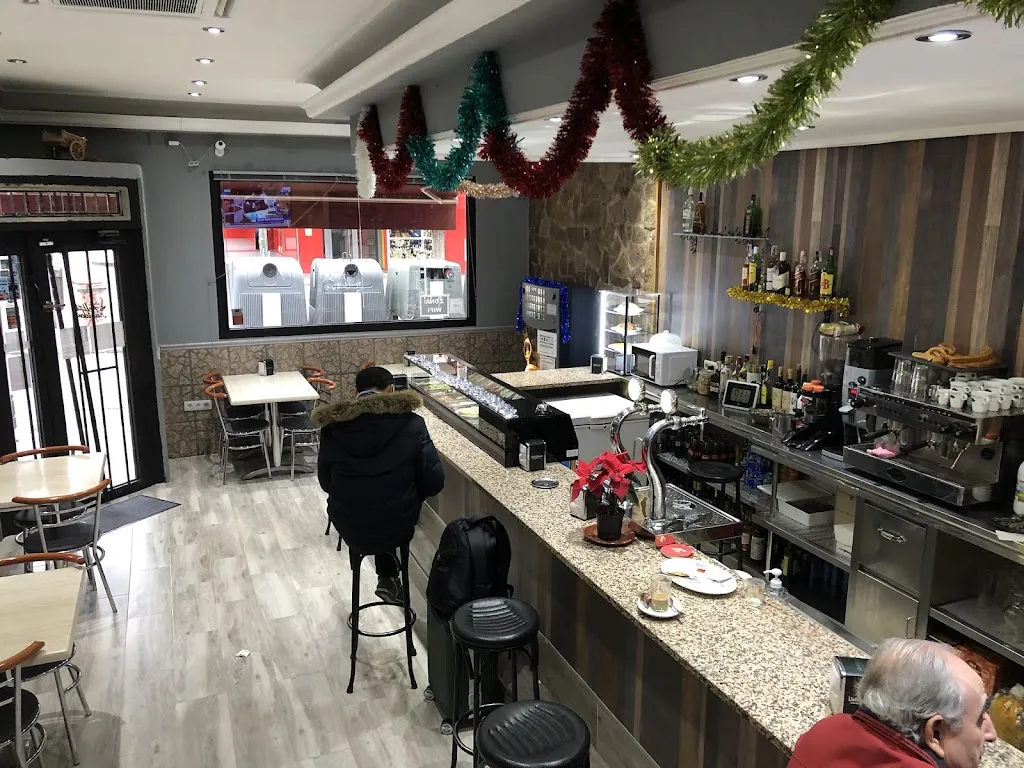 El Deseo_Dolores_slider_image_3