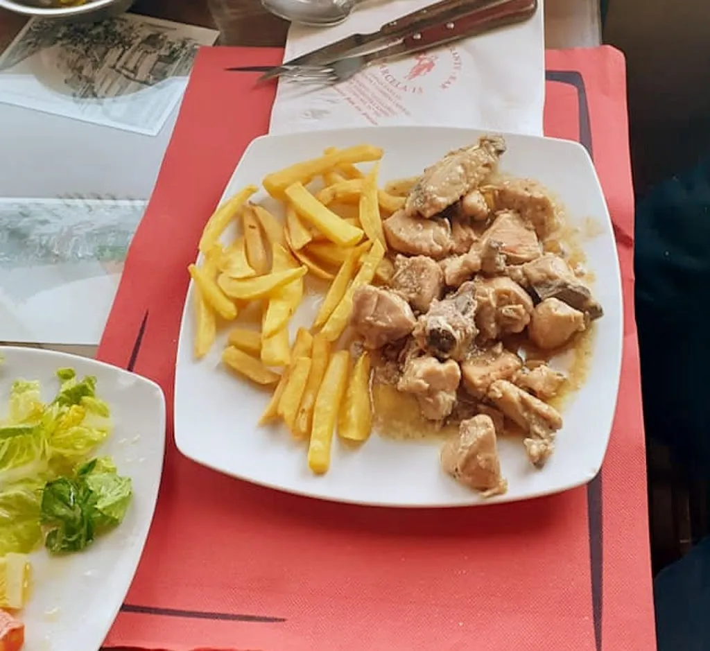 Restaurante Bar Parcela 15_Torre del Campo_slider_image_3