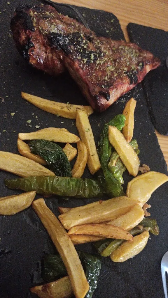 Juan Fernández Calavera_Restaurante Asador Isidro_Torreperogil_review