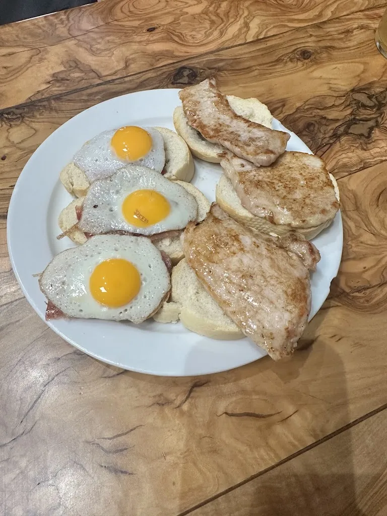 D. G._Bar El Riñón_Torreperogil_review