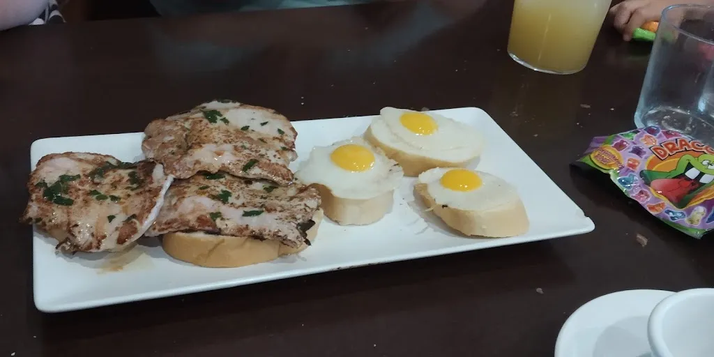 Menu_Bar La Loma_Torreperogil_image_1