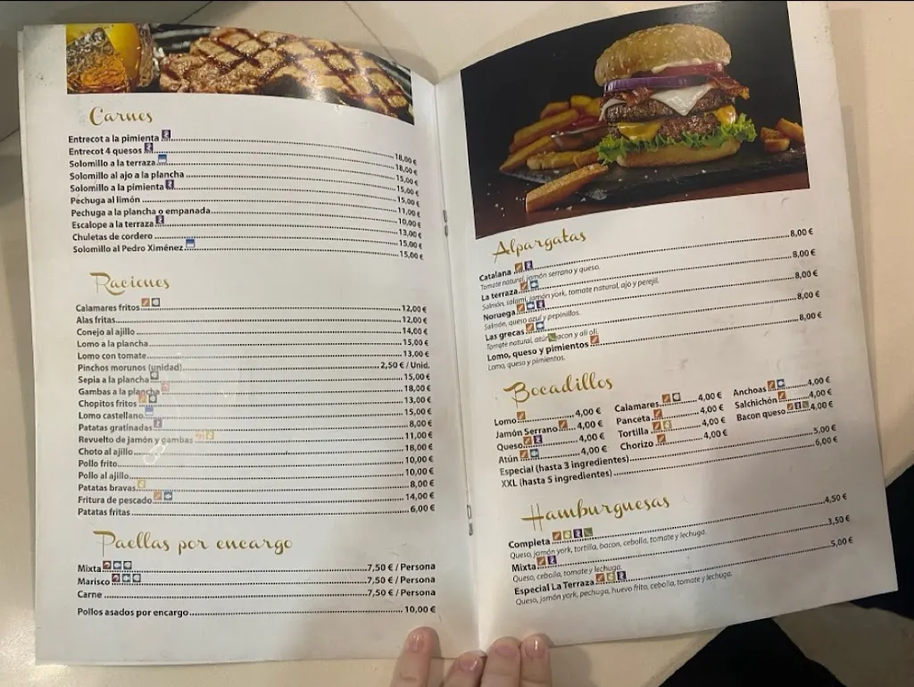 Bar Pizzeria La Terraza_Torreperogil_slider_image_1