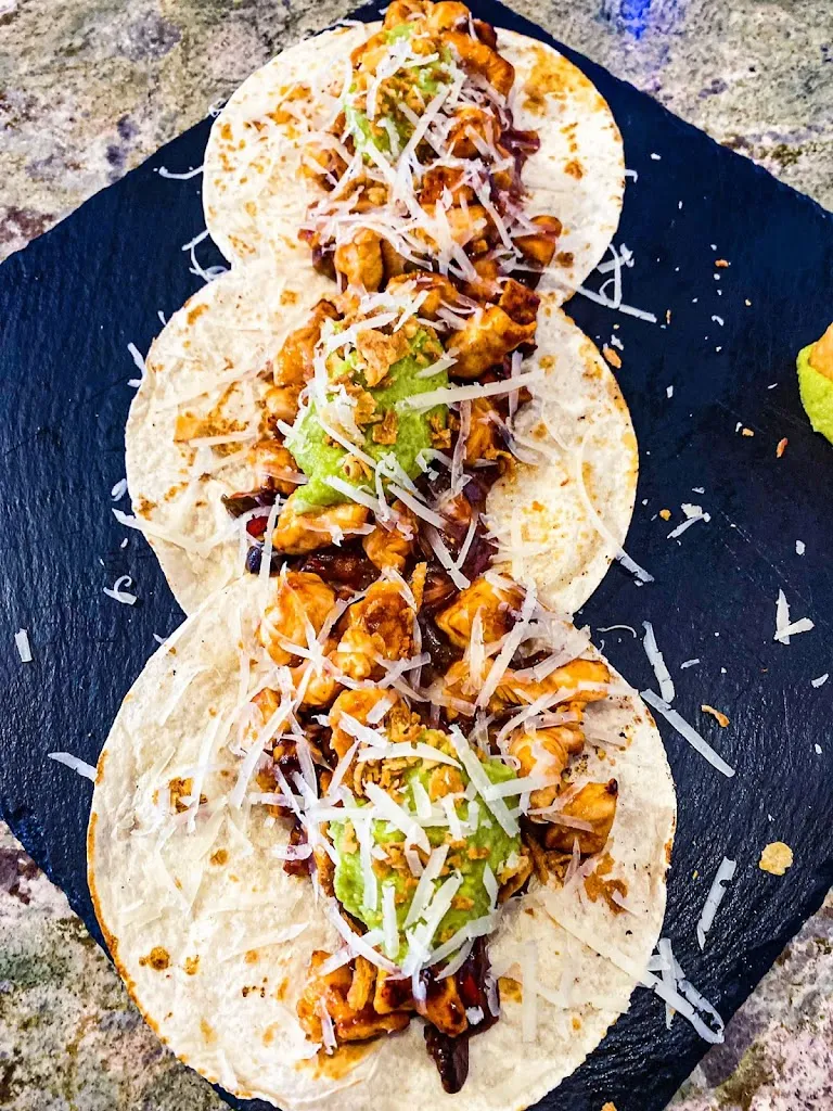 El Rincón De Frida_Villacarrillo_slider_image_3