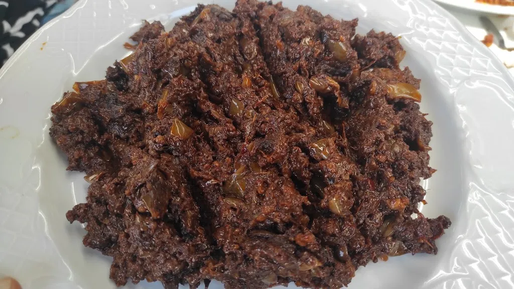 Esteban_Mesón El Jardín_Villacarrillo_recensione