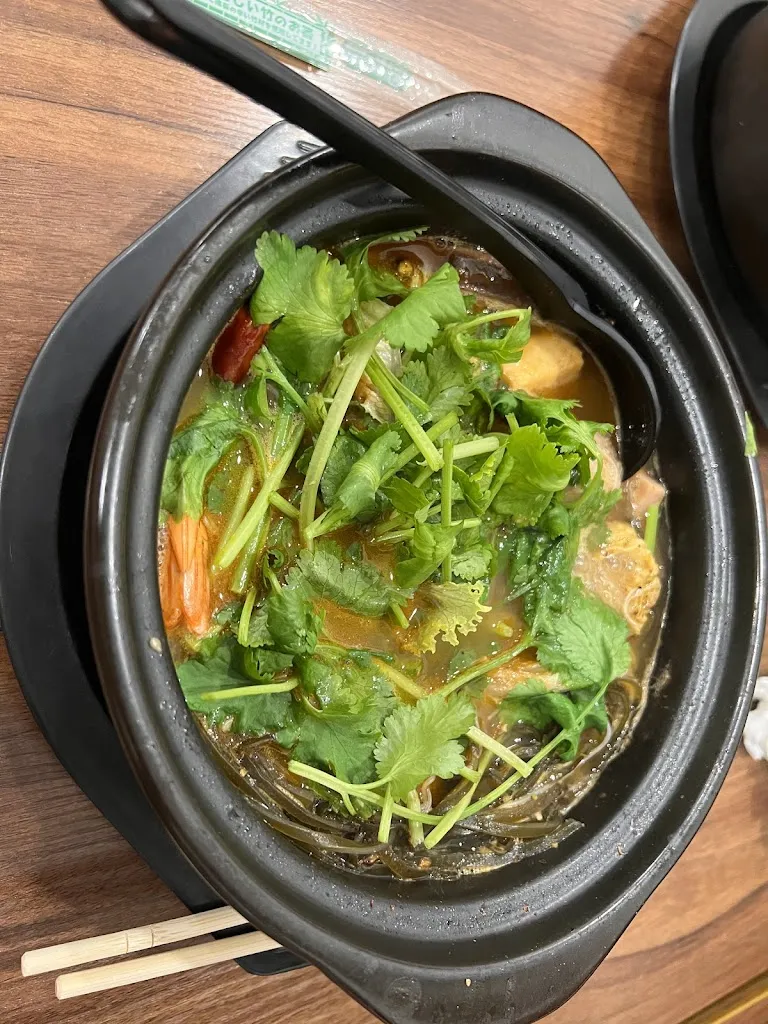 Silvia Ni_Restaurante 小毛头麻辣烫_Dolores_review