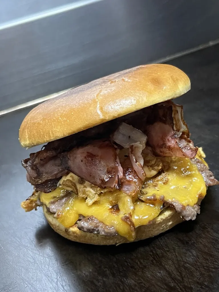 Café Burguer Donald_Villacarrillo_slider_image_3