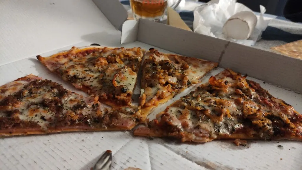 Pensión/Restaurante Sysy_Villanueva de la Reina_slider_image_2