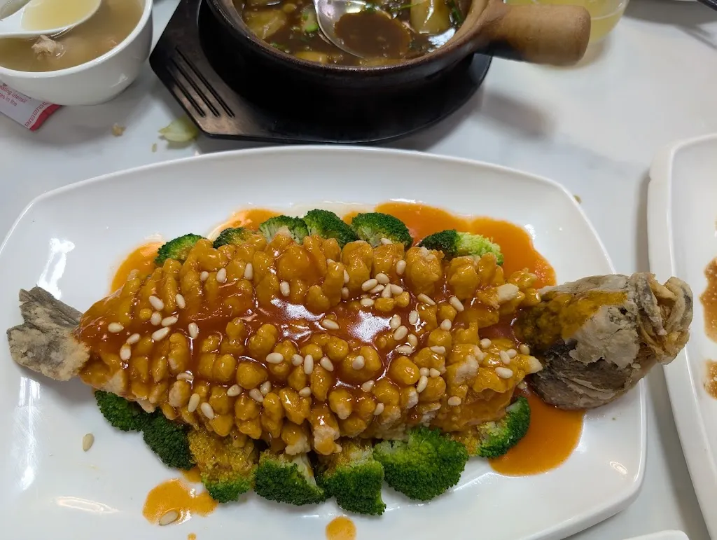 Daniel Villoldo_RESTAURANTE GUANGZHUOU_Dolores_review