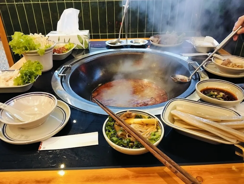 Guo Yuan Wai_Dolores_slider_image_3