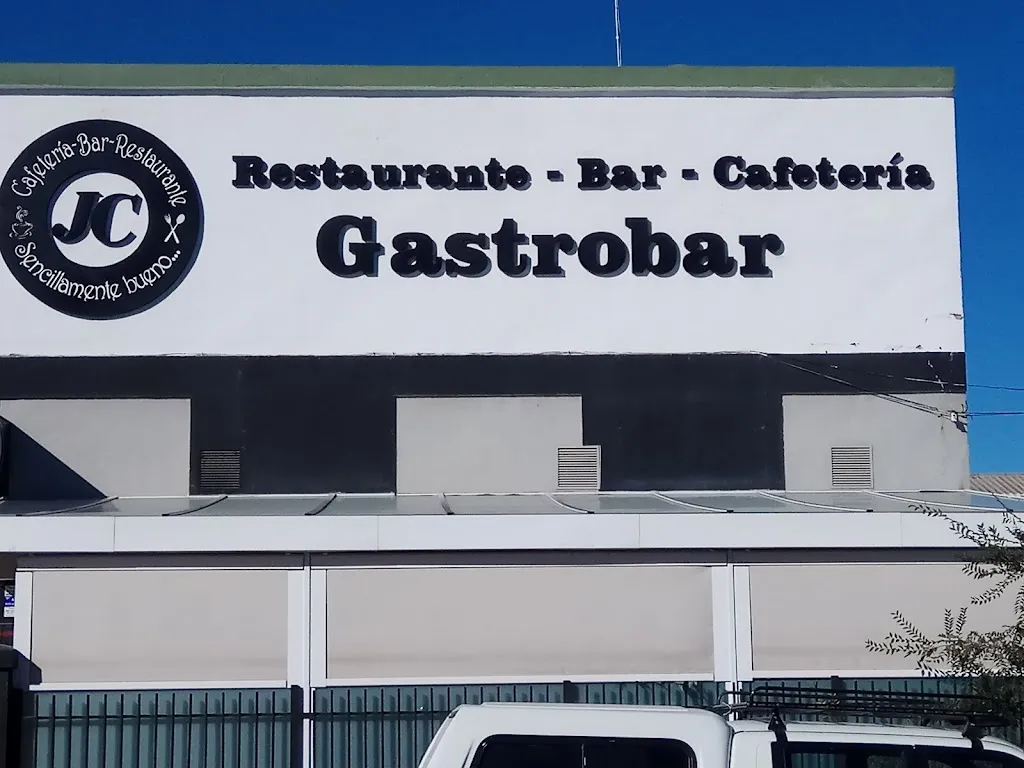 Gastrobar_Villatorres_slider_image_1