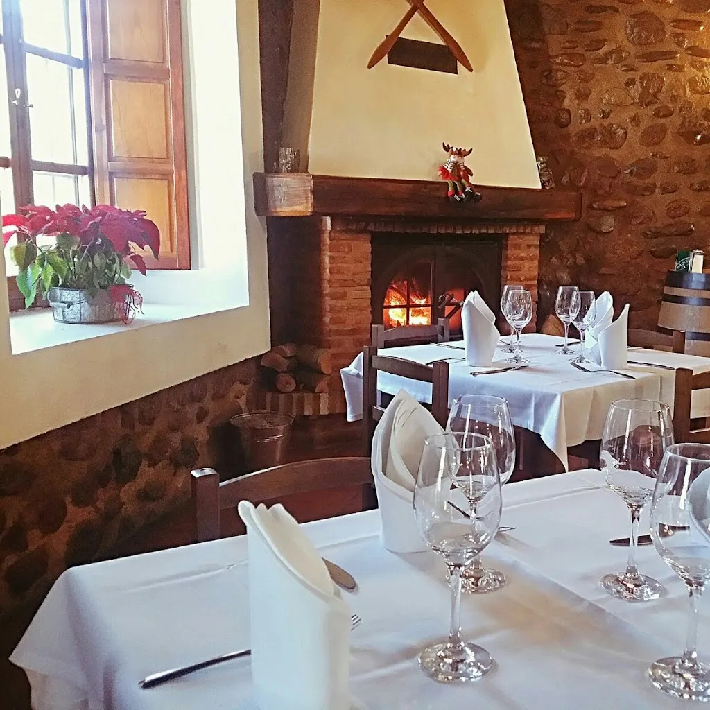 Los Cucharones Bar&Restaurante restaurant in Ajamil de Cameros